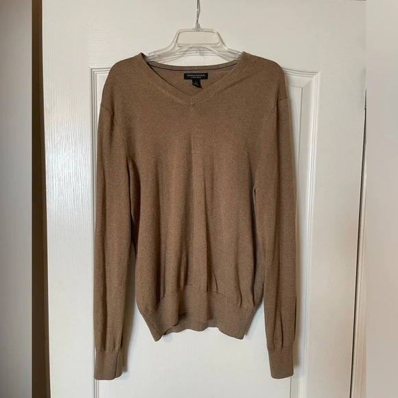 Banana Republic Luxury Blend VNeck Sweater Men's Size Large Tan Cotton Cashmere - Picture 1 of 6